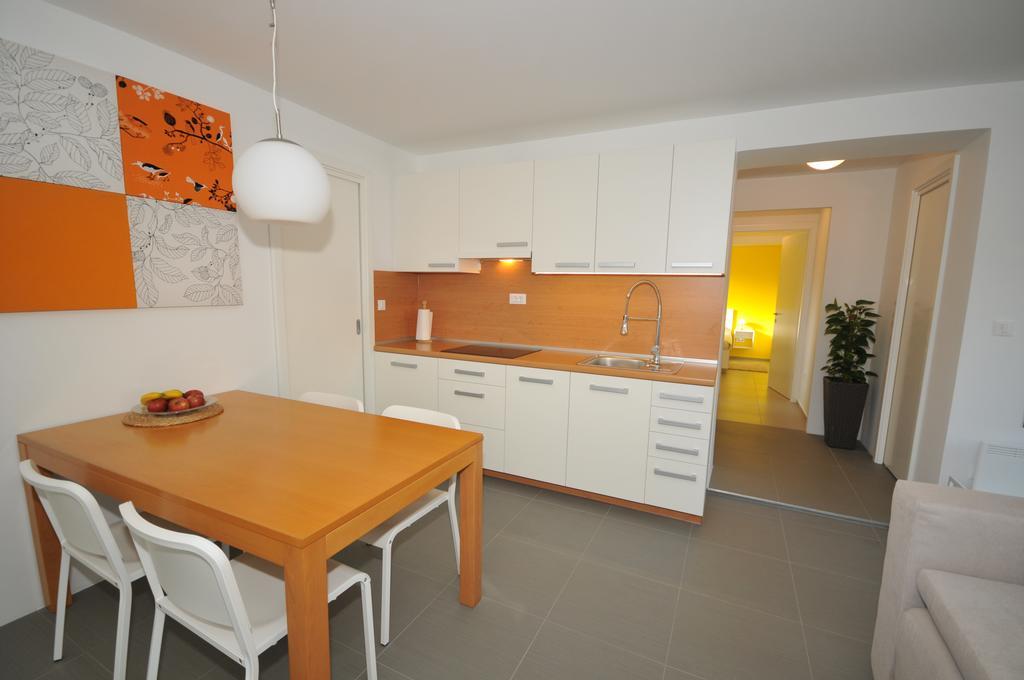 Atrium Flat In The Villa Любляна Екстериор снимка