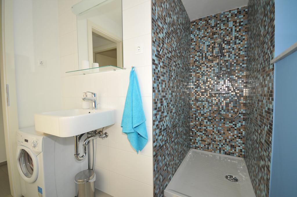 Atrium Flat In The Villa Любляна Екстериор снимка